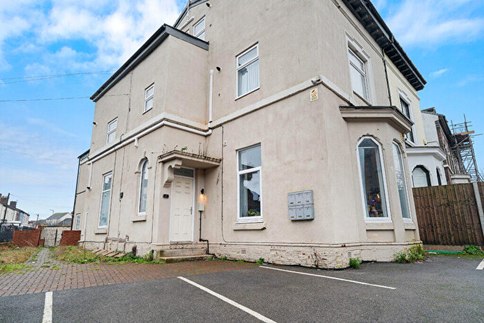 1 Bedroom Flat To Rent In Flat, York Villas, Liverpool, Merseyside, L4