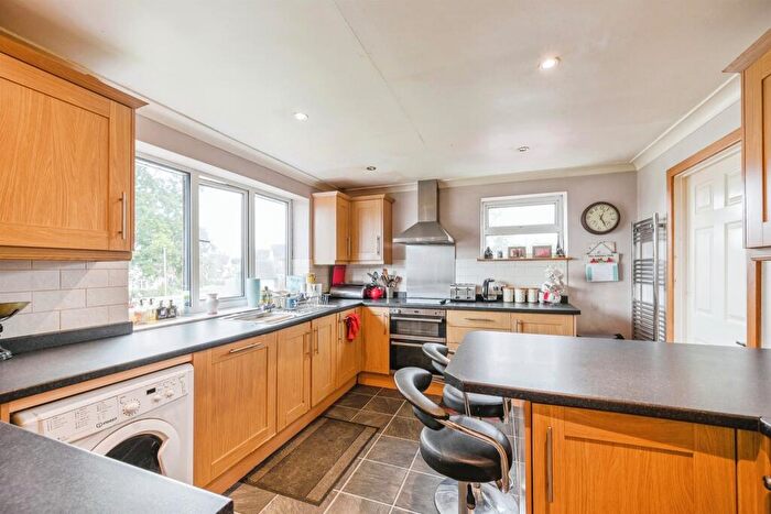 3 Bedroom End Of Terrace House For Sale In Pine Croft, Ashbourne, DE6