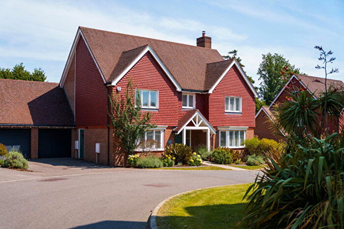 5 Bedroom Detached House For Sale In Surrey View, East Grinstead, RH19