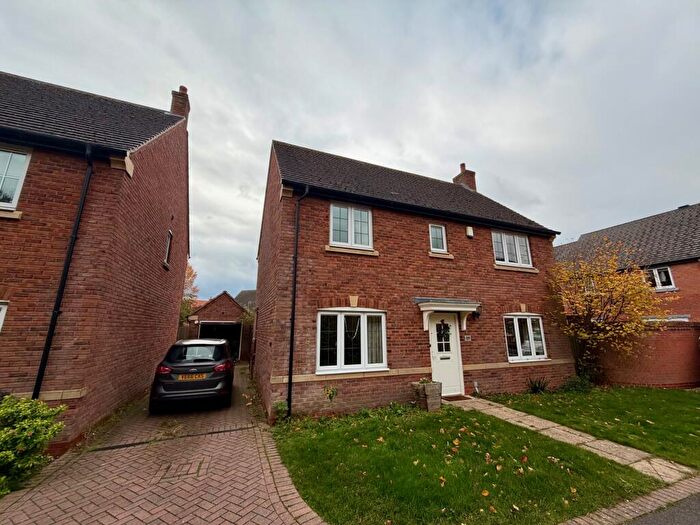4 Bedroom Property To Rent In Vale Close, Loughborough, Leics, LE11