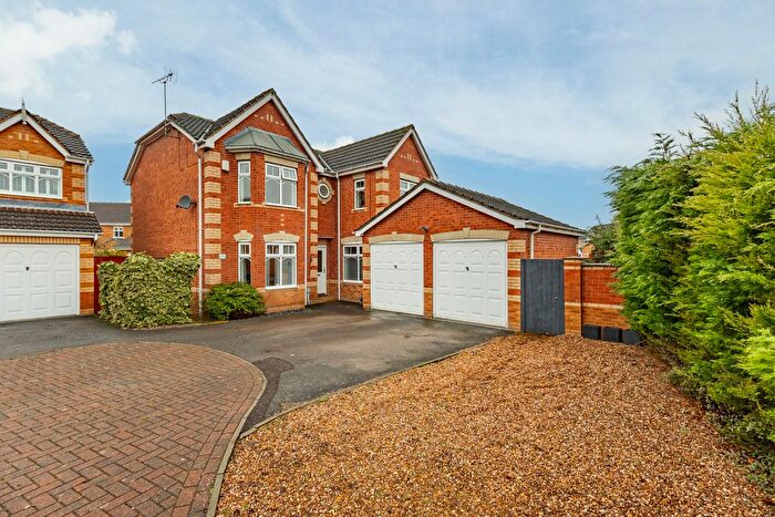 4 Bedroom Detached House For Sale In Kingston Drive, Normanton, WF6