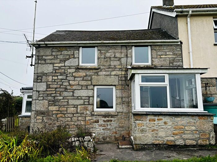 2 Bedroom Cottage To Rent In Middle Row, Ashton, TR13