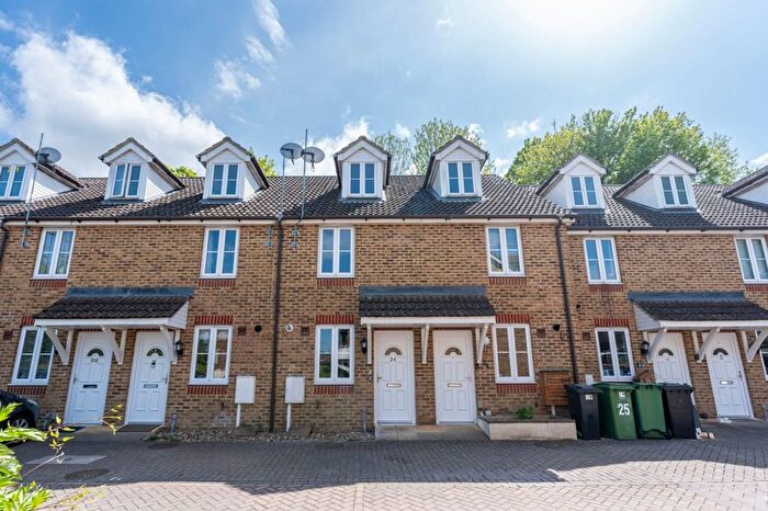 3 Bedroom Terraced House To Rent In Bridgeside Mews, Maidstone, ME15