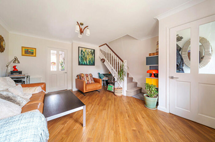 3 Bedroom End Of Terrace House For Sale In Atherton Close, Shalford, Guildford, Surrey, GU4