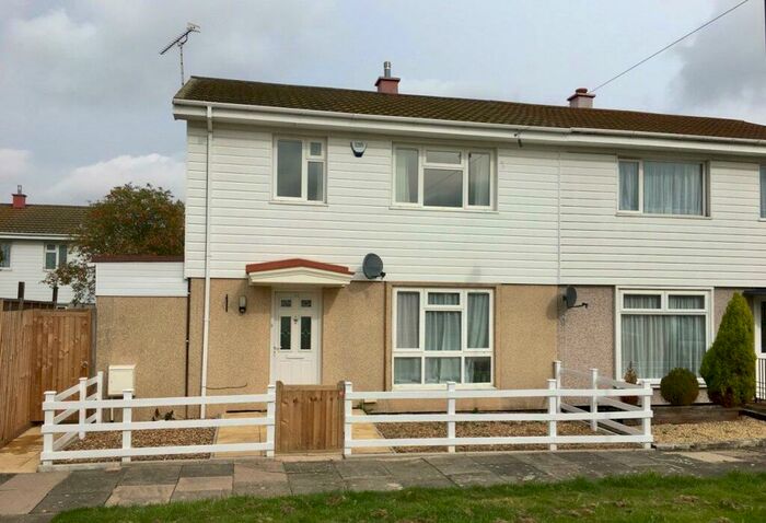 4 Bedroom Semi-Detached House To Rent In Scarborough Way, Coventry, CV4