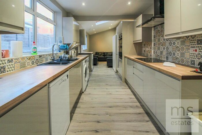 7 Bedroom Terraced House To Rent In Cottesmore Road, Nottingham, NG7