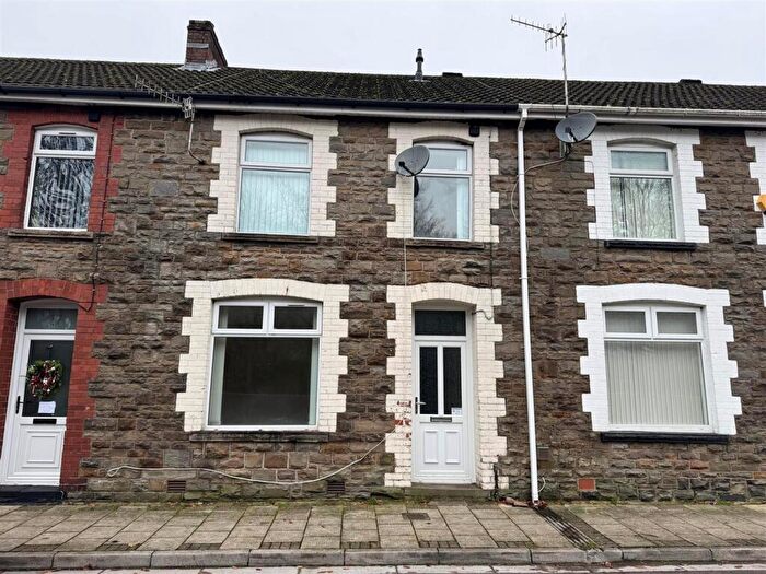 3 Bedroom Terraced House For Sale In Station Avenue, Ynysddu, NP11