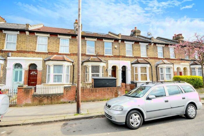 3 Bedroom Terraced House To Rent In Sandown Road, South Norwood, SE25