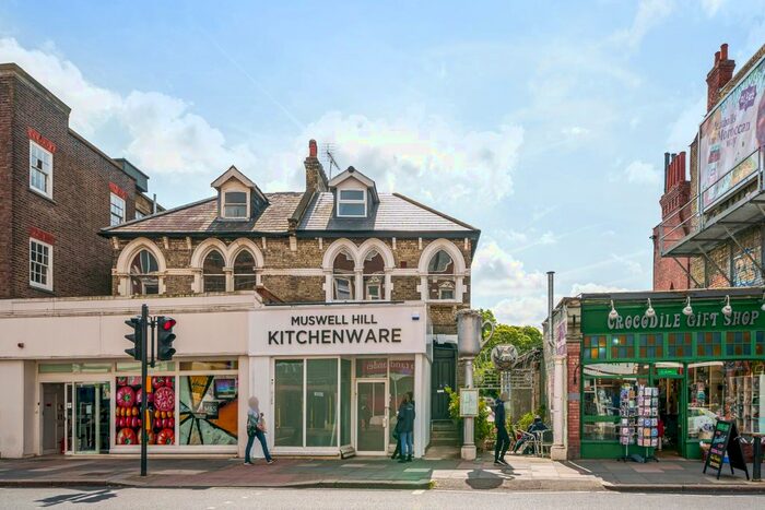4 Bedroom Flat To Rent In Muswell Hill Broadway, London, N10