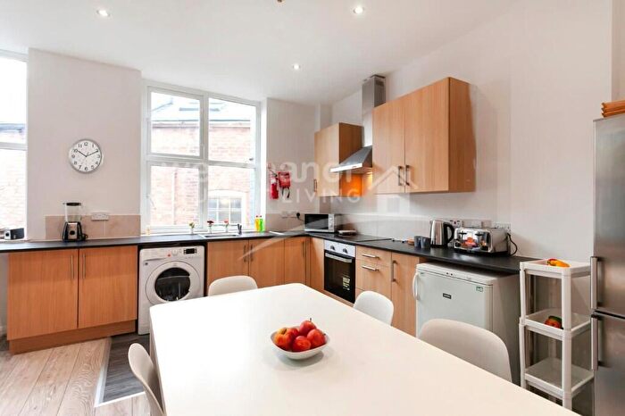 5 Bedroom Apartment To Rent In Wellington Street, Leicester, Leicestershire, LE1