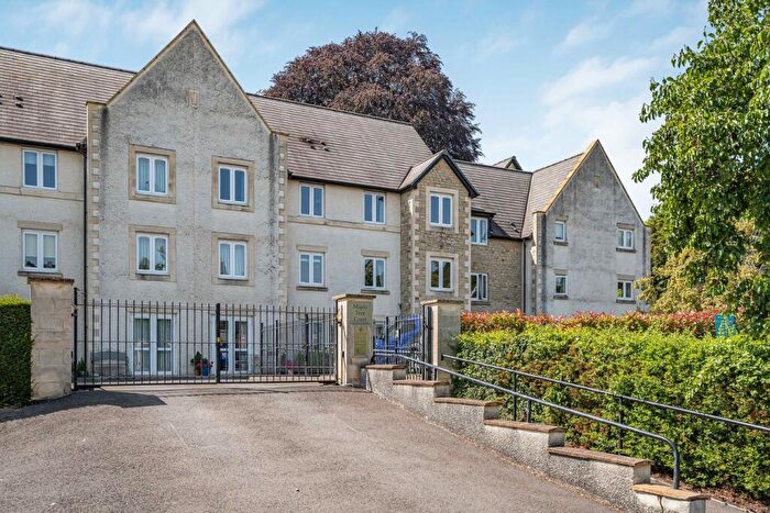 1 Bedroom Retirement Property For Sale In Maple Tree Court, Old Market, Nailsworth, GL6