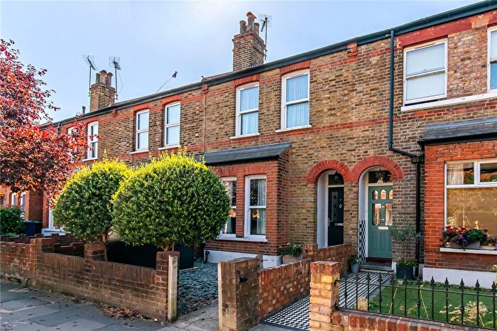 4 Bedroom Terraced House For Sale In Sunderland Road, London, W5
