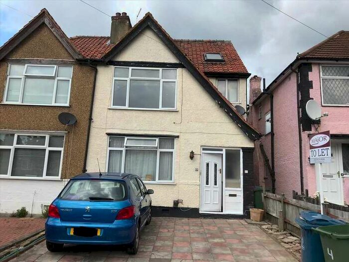 2 Bedroom Flat To Rent In Toorack Road, Harrow, Harrow, HA3
