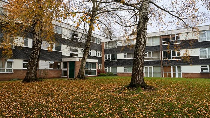 2 Bedroom Apartment To Rent In Whetstone Close, Edgbaston, Birmingham, B15