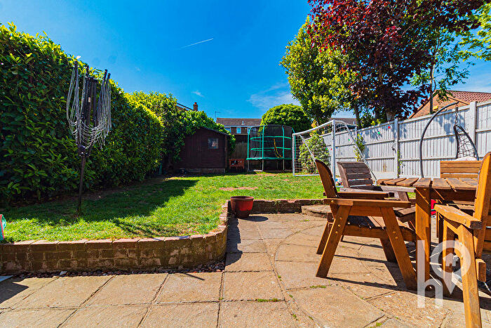 4 Bedroom Semi-Detached House For Sale In Cliff Gardens, Minster On Sea, ME12
