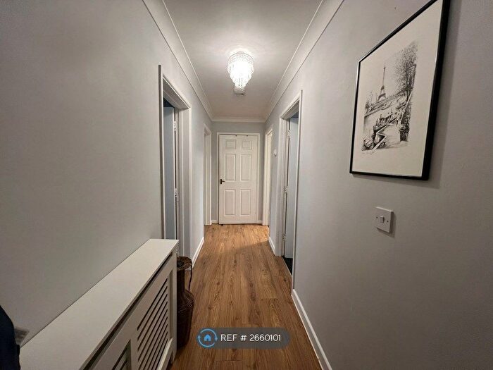 2 Bedroom Flat To Rent In Duke Street, Burton Latimer, Kettering, NN15