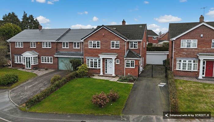 4 Bedroom Detached House For Sale In Wymondley Grove, Stoke-On-Trent, ST4