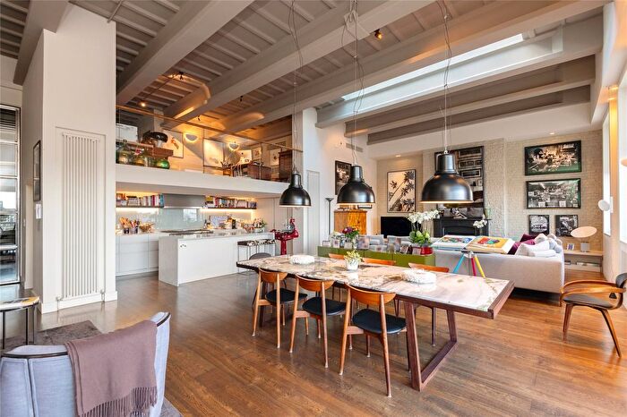 3 Bedroom Flat To Rent In The Piper Building, London, SW6