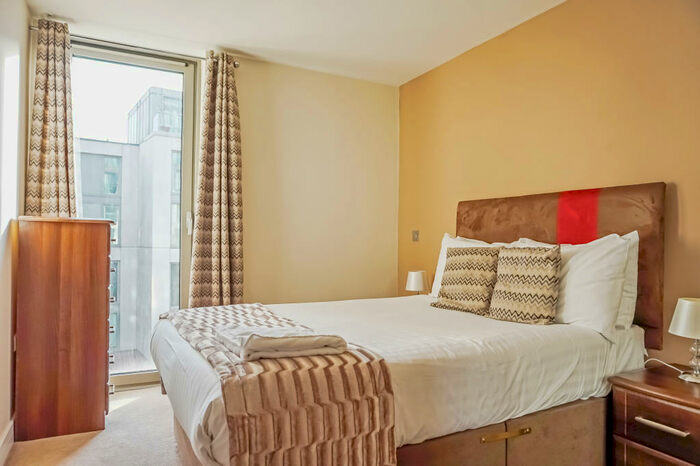 4 Bedroom Terraced House To Rent In Ridge Road, Bedford, MK43