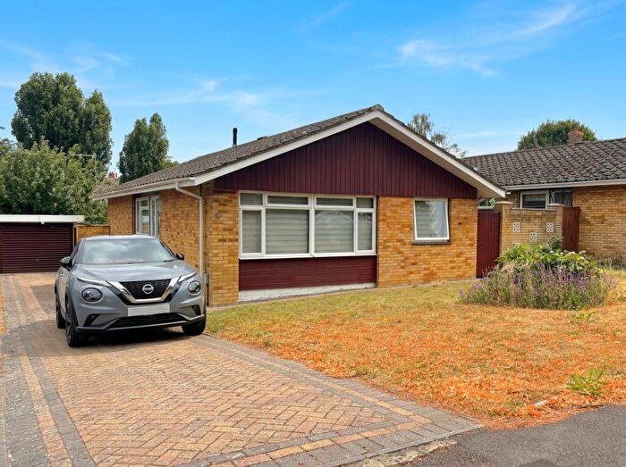 3 Bedroom Detached Bungalow For Sale In Berkeley, Letchworth Garden City, SG6