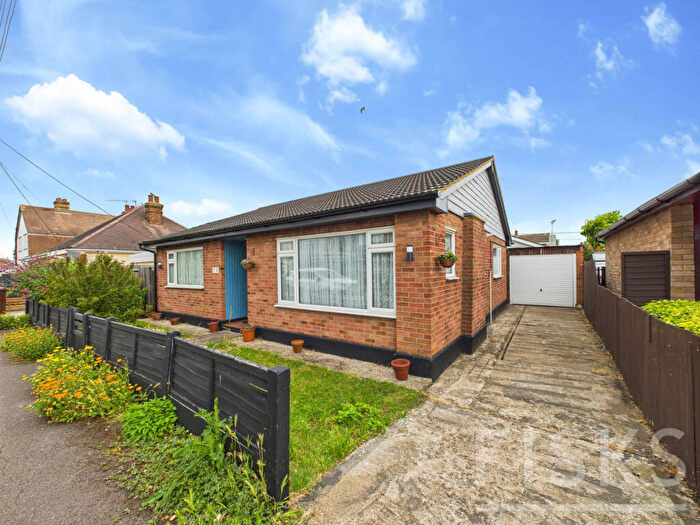 3 Bedroom Detached Bungalow For Sale In Oxford Road, Canvey Island, SS8