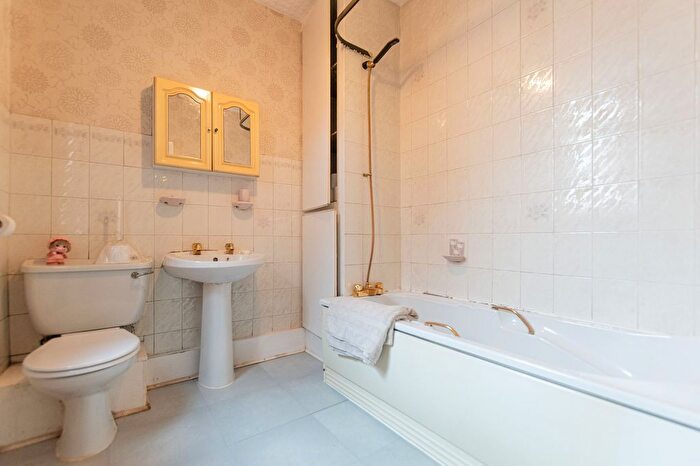 2 Bedroom Detached Bungalow For Sale In Corner Lane, Leigh, WN7