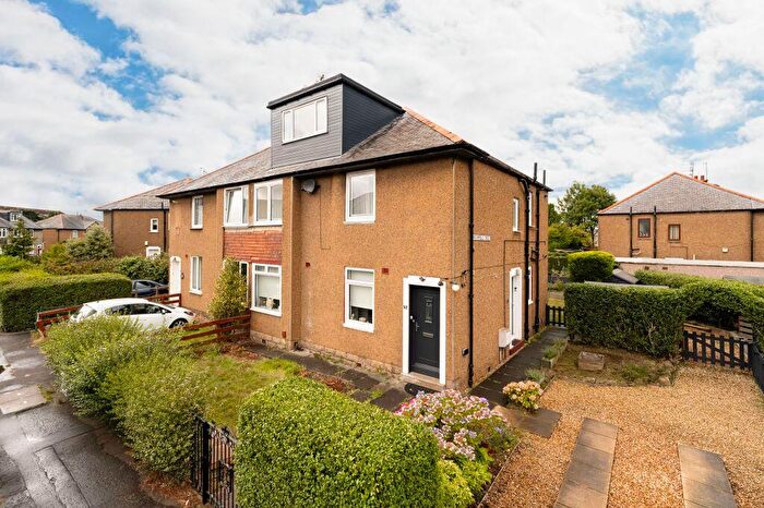 3 Bedroom Flat For Sale In Broomfield Crescent, Edinburgh, EH12