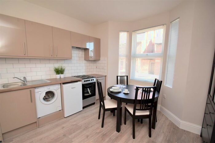 1 Bedroom Flat To Rent In Prospect Street, Caversham, Reading, RG4