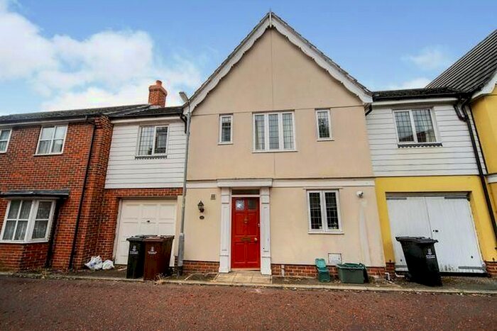 3 Bedroom Property To Rent In Triumph Close, Colchester, CO4