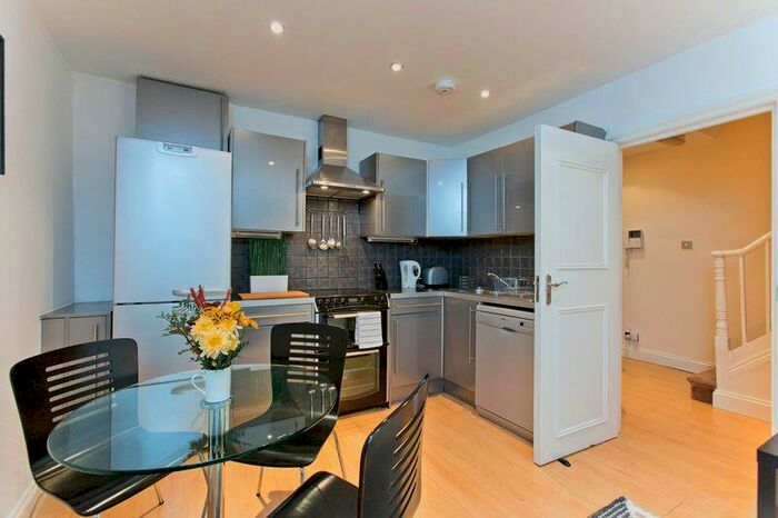 2 Bedroom Flat To Rent In Englands Lane, Belsize Park, NW3