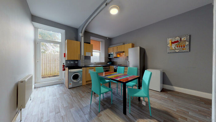 5 Bedroom Property To Rent In Friary House A, PL4