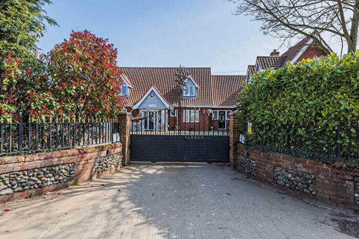 7 Bedroom Detached House For Sale In The Street, Badwell Ash, Bury St. Edmunds, IP31