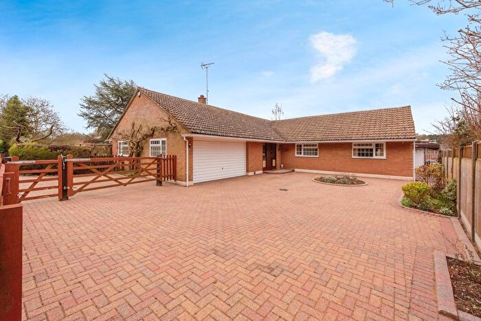3 Bedroom Detached Bungalow For Sale In Marks Lane, Santon Downham, Brandon, IP27