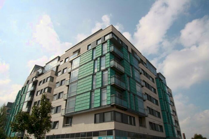 2 Bedroom Flat To Rent In Manor Mills, Ingram Street, Leeds, West Yorkshire, LS11