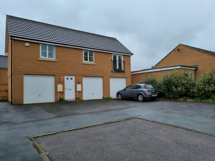 2 Bedroom Flat To Rent In Leighton Drive, Creech St Michael, Taunton, TA3