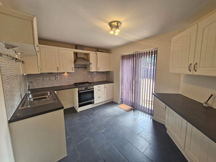 3 Bedroom Semi-Detached House To Rent In Wood Green Close, Desborough, Desborough, Northants, NN14