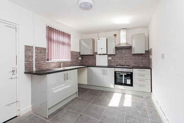 4 Bedroom Terraced House To Rent In Lisburn Lane, Liverpool, Merseyside, L13