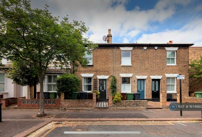 2 Bedroom Terraced House To Rent In Grosvenor Rise East, London, E17