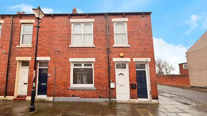 2 Bedroom Flat To Rent In St. Pauls Road, Jarrow, Tyne And Wear, NE32