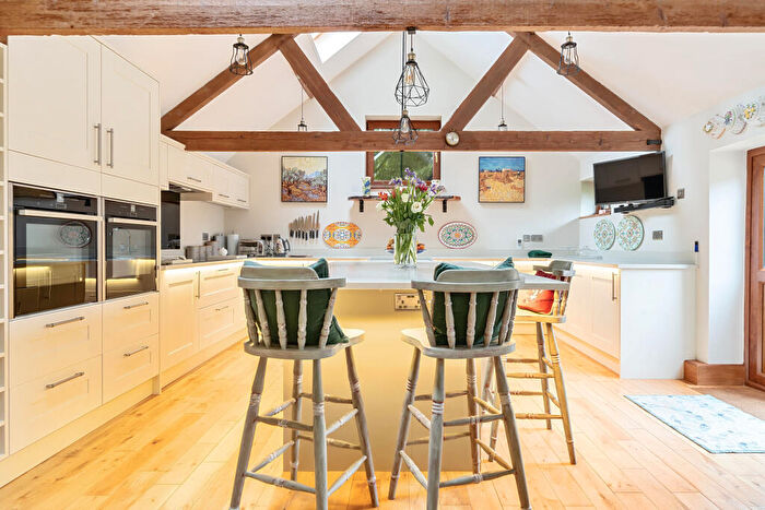 1 Bedroom Maisonette To Rent In Kerves Lane, Horsham, RH13