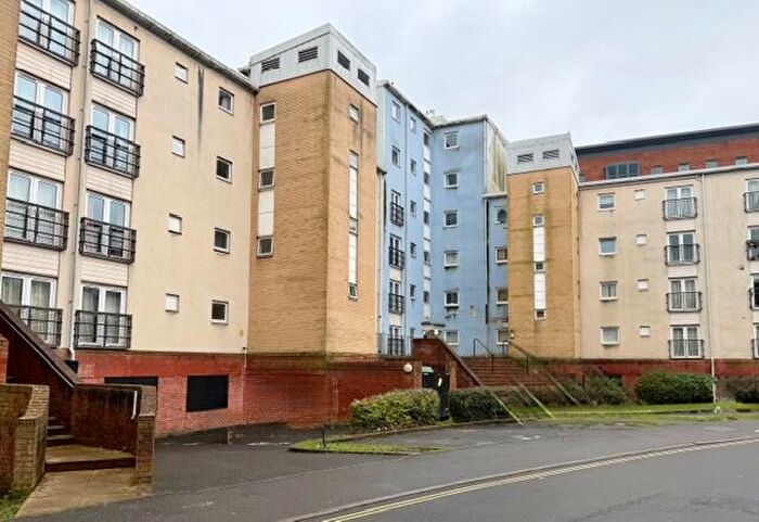 2 Bedroom Flat To Rent In White Star Place, SO14