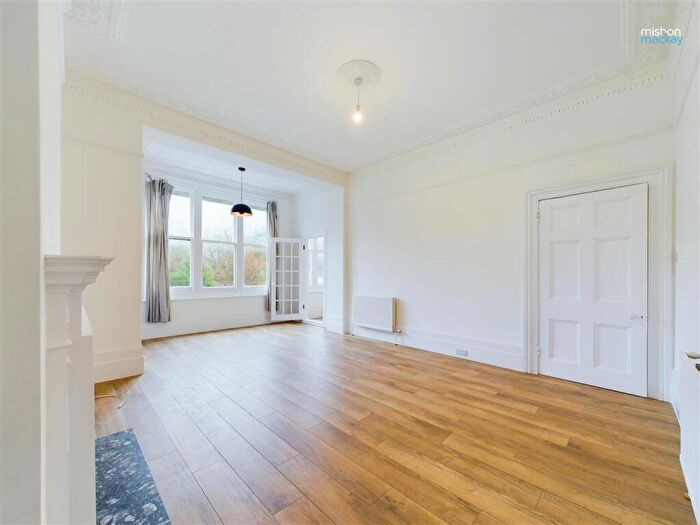 2 Bedroom Flat To Rent In Wilbury Road, Hove, East Sussex, BN3