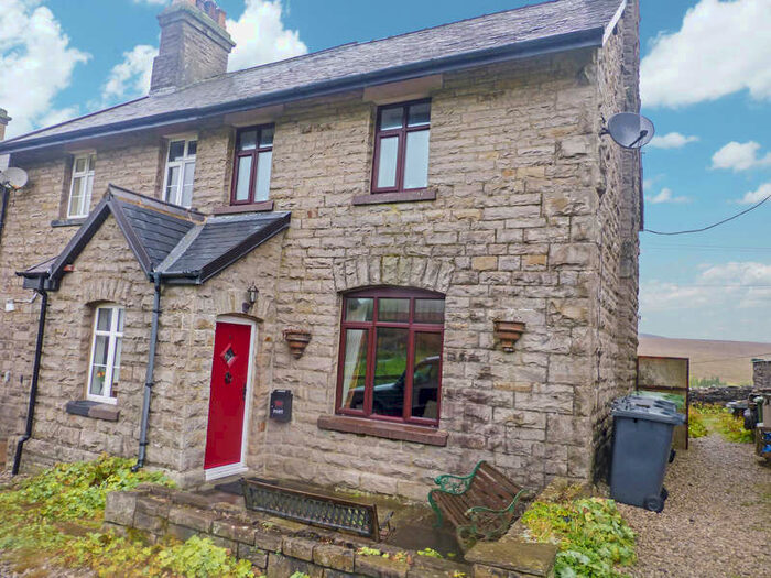 3 Bedroom End Of Terrace House To Rent In 4 Railway Cottages, Garsdale, LA10