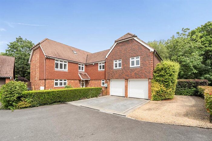 5 Bedroom Detached House For Sale In Hanoverian Way, Whiteley, Fareham, PO15