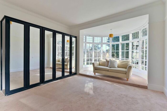 5 Bedroom Flat To Rent In Wimbledon Park Side, Wimbledon Common, London, SW19