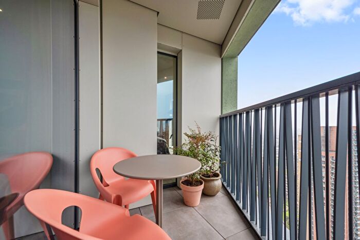 1 Bedroom Flat To Rent In Riverstone Heights, Reed Avenue, London, E3