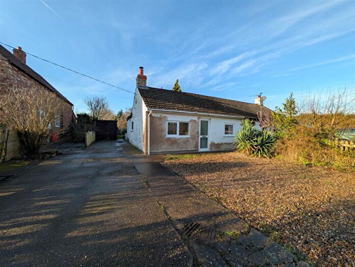 2 Bedroom Semi-Detached Bungalow To Rent In Wickenby, Lincoln, LN3
