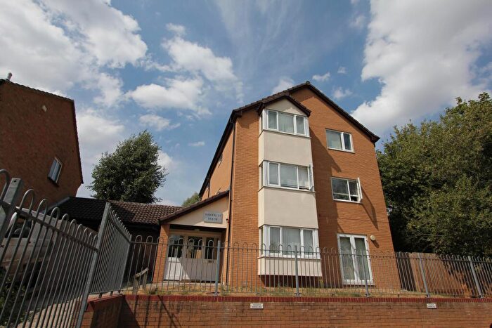 1 Bedroom Flat To Rent In Woodruff Avenue, Milton Keynes, MK14