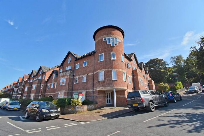 2 Bedroom Flat To Rent In St. Marys Road, Cromer, NR27