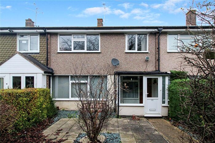 3 Bedroom Terraced House For Sale In Treecot Drive, Leigh-on-Sea, Essex, SS9